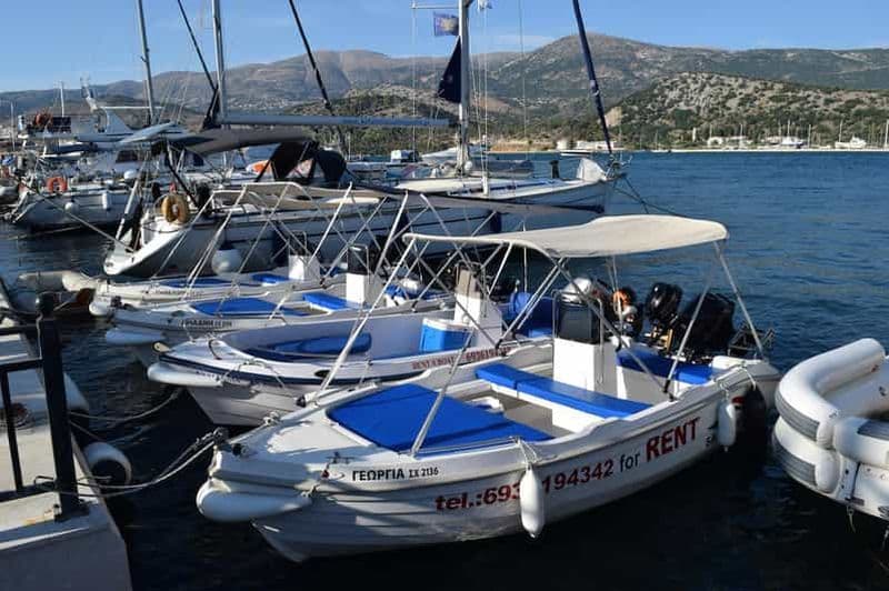 Billet Céphalonie : location de bateau (bateau à moteur 30 CV) - permis non requis