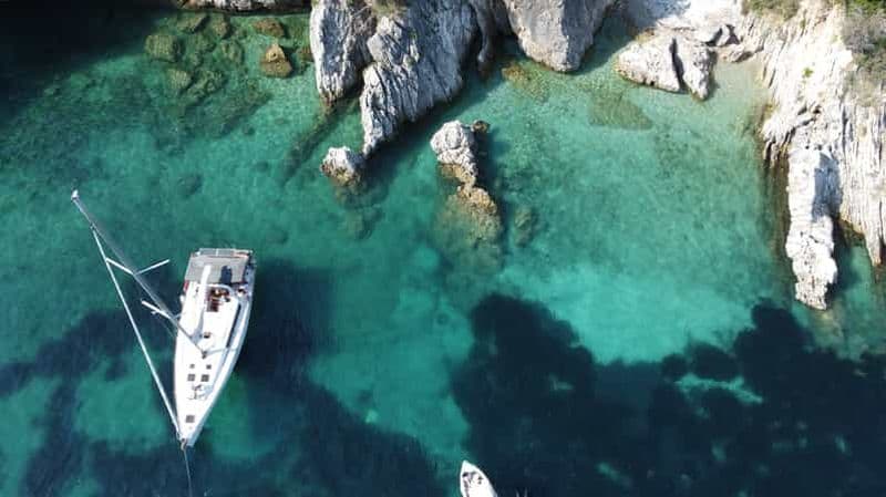 Billet Gouvia : Excursion à la voile sur l'île de Corfou avec collation et boissons non alcoolisées