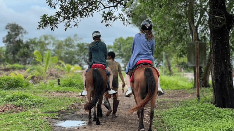 Krabi : Excursion d'une demi-journée en kayak et à cheval