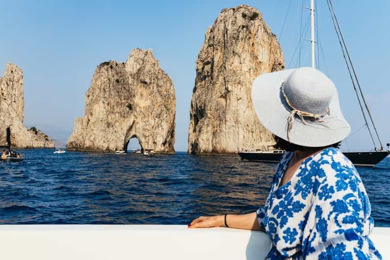 Au départ de Sorrente/Nerano : croisière sur l'île de Capri avec guide à bord