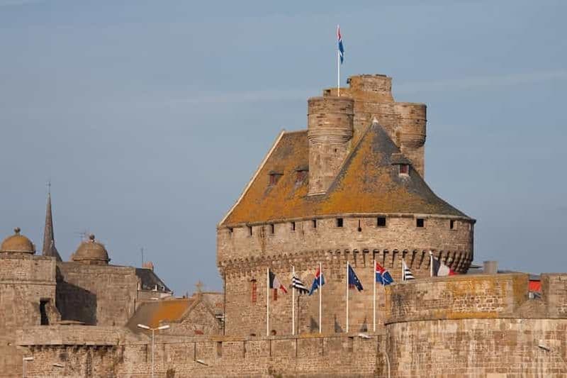 Billet Saint-Malo : visite à pied des paysages à couper le souffle et de l'histoire