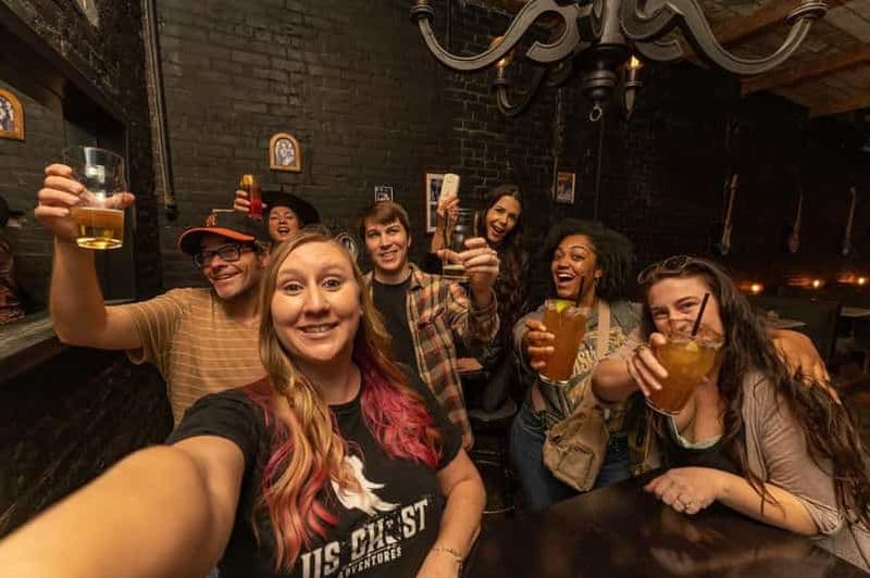 Billet Denver : Spirits & Spirits Haunted Pub Crawl (tournée des pubs hantés)