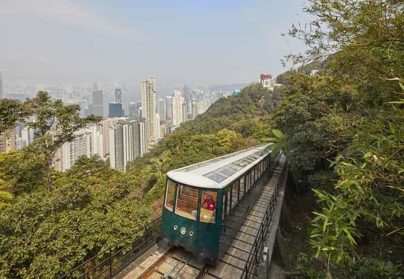Hong Kong : Fast Track Peak Tram & Big Bus Hop-On, Hop-Off (en anglais)