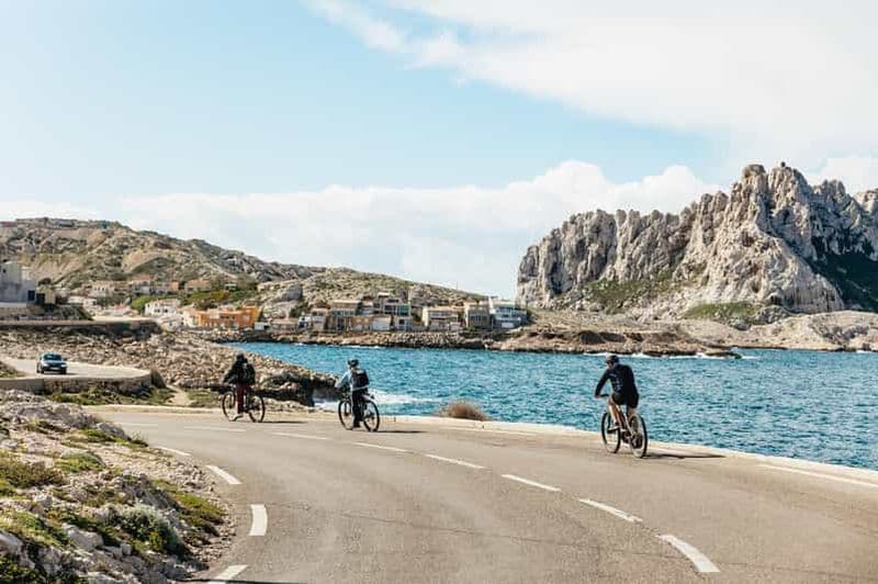 Depuis Marseille : visite guidée en vélo électrique de la calanque de Sormiou