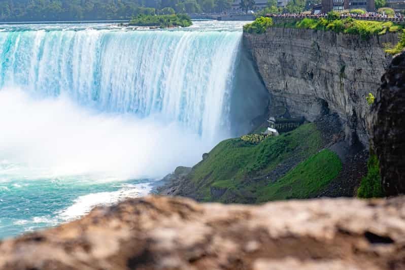 Chutes du Niagara : accès anticipé en bateau et voyage derrière les chutes