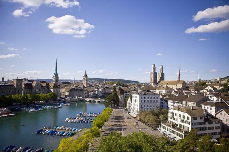 Billet Zurich : visite en bus de 2 heures + musée de la FIFA en option