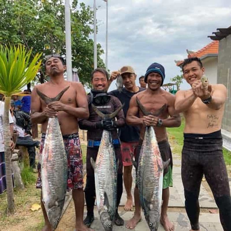 Billet Bali Serangan : Pêche au harpon