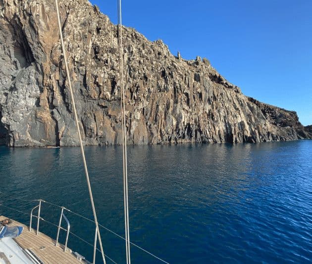 Billet Funchal : Demi-journée et journée complète d'excursion en bateau à voile privé