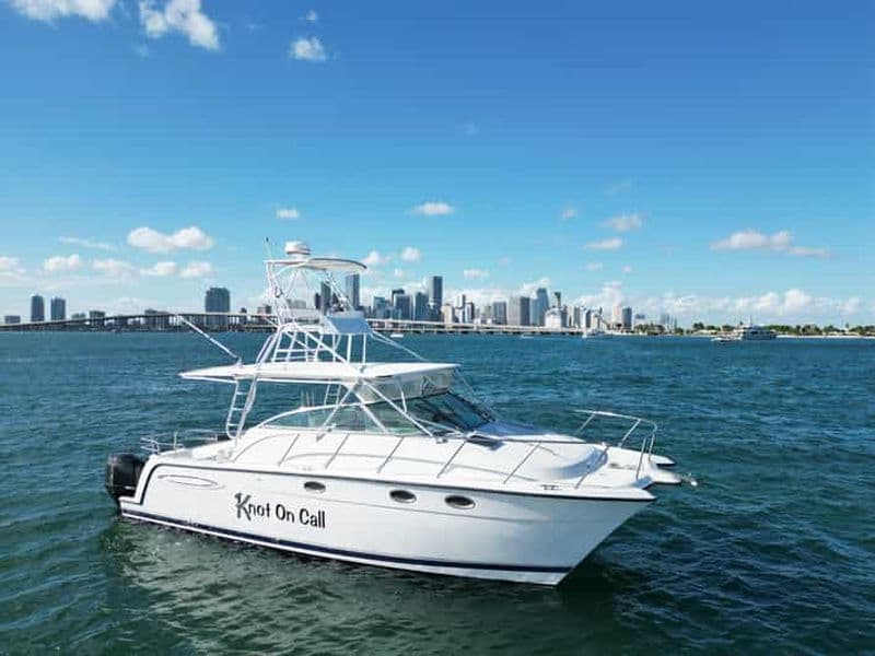 Valence : location de catamaran avec capitaine et boissons