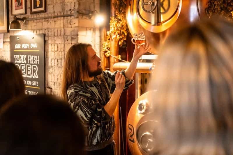 Bath : visite guidée à pied avec dégustation de bières
