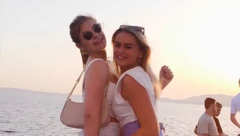 Palma de Majorque : soirée en bateau au coucher du soleil avec DJ et animation