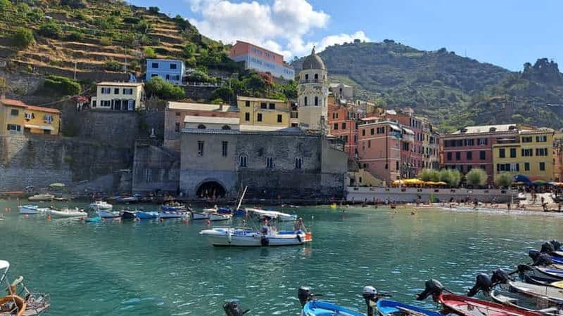 Vernazza : croisière dans les Cinque Terre avec option apéritif au coucher du soleil