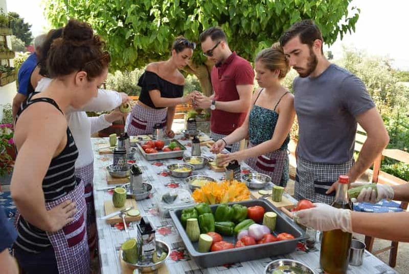 Billet Chania : Cours de cuisine authentique dans les montagnes blanches