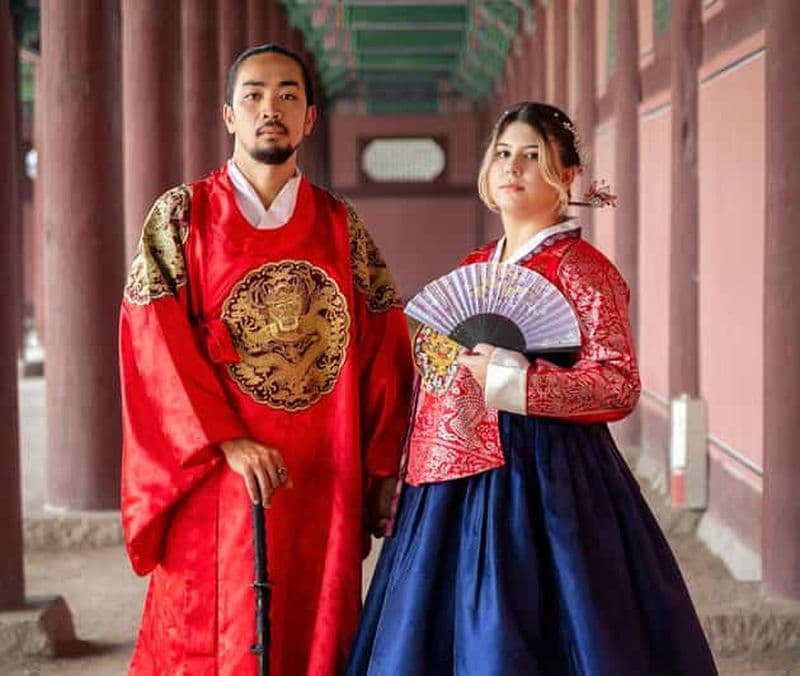Séoul : visite photographique en hanbok au palais Gyeongbokgung