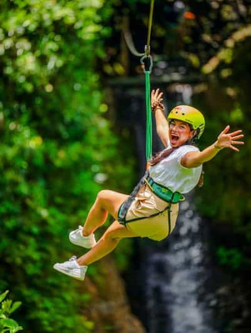 Île Maurice : Descente en tyrolienne de 300 m au Vallé Advenature Park