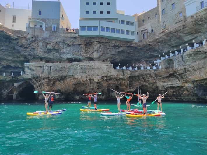 Polignano a Mare : Excursion guidée en SUP vers les grottes et les criques