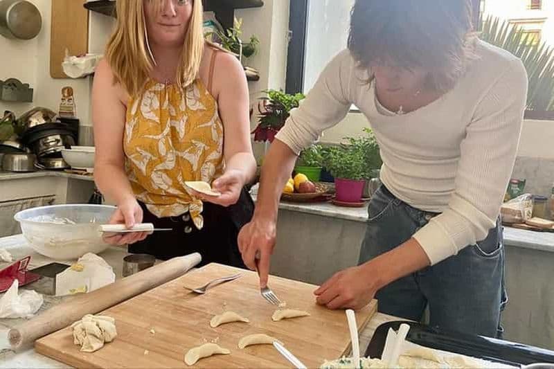 Billet Catane : Ravioli aux pistaches, cours de cuisine familiale sur les pâtes avec vin