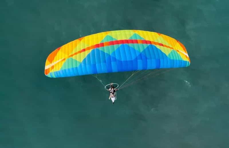 Paestum : vol en parapente tandem au-dessus des temples grecs