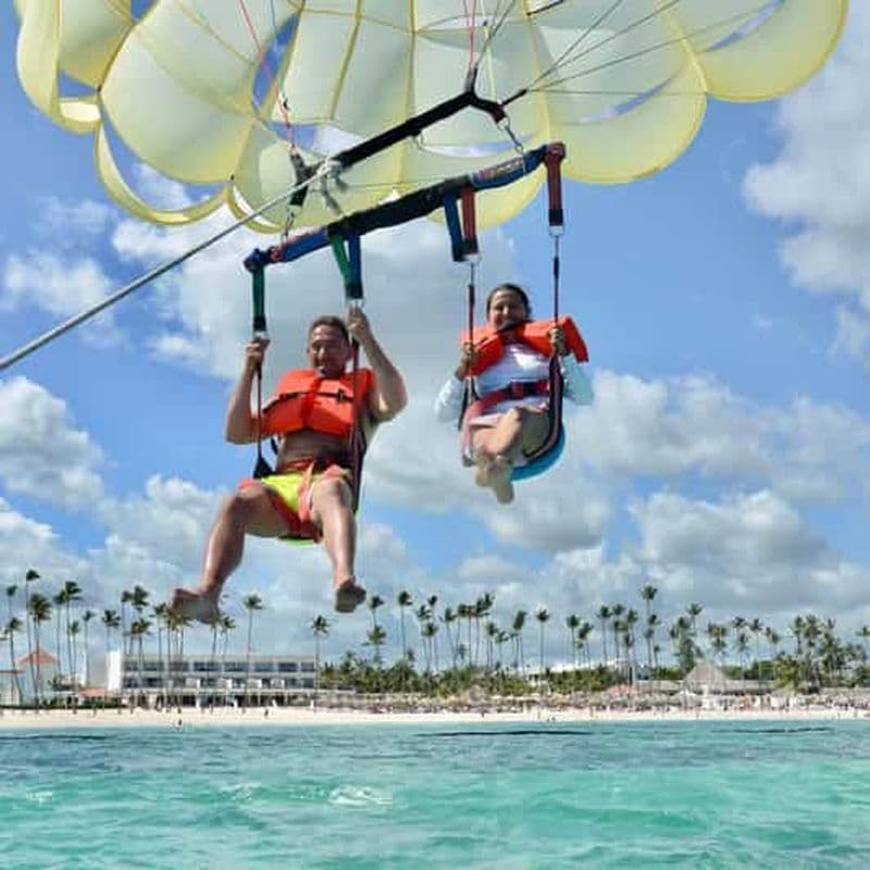 Aventure privée en parachute ascensionnel au-dessus des plages de Punta Cana