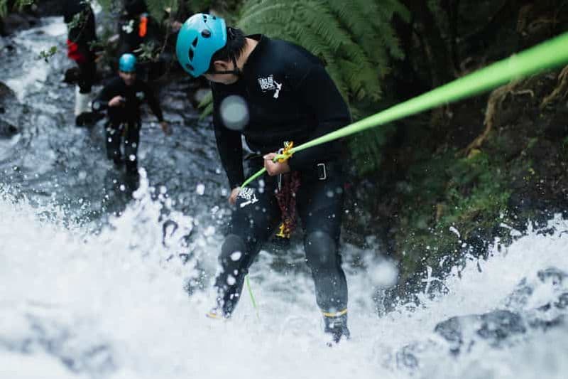 Raglan : Canyoning de Karioi