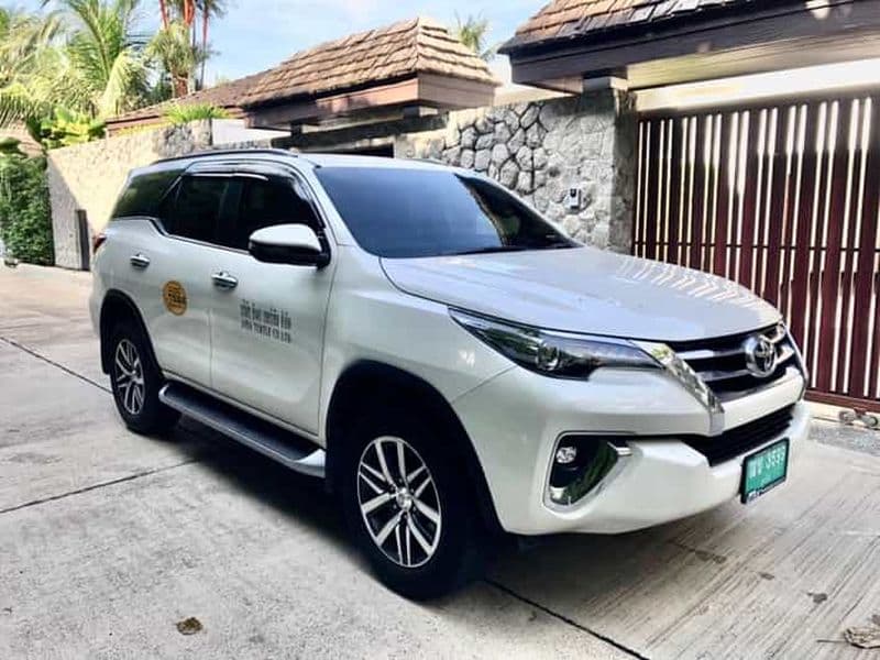 Taxi privé de l'aéroport HKT Phuket à l'hôtel Patong