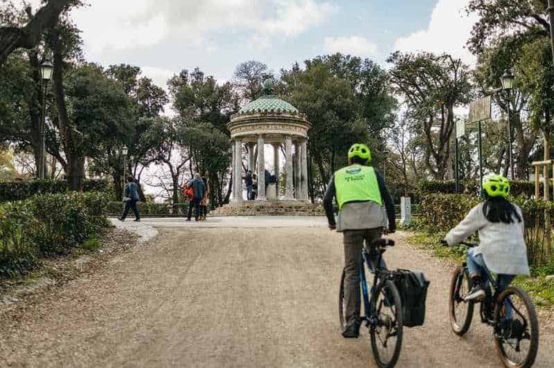 Rome : Villa Borghese, Villa Ada et Coppedè E-Bike Tour