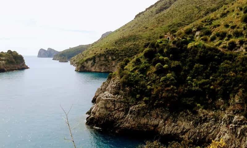 Au départ de Nerano : Excursion en kayak de la côte de Sorrento au fjord de Crapolla