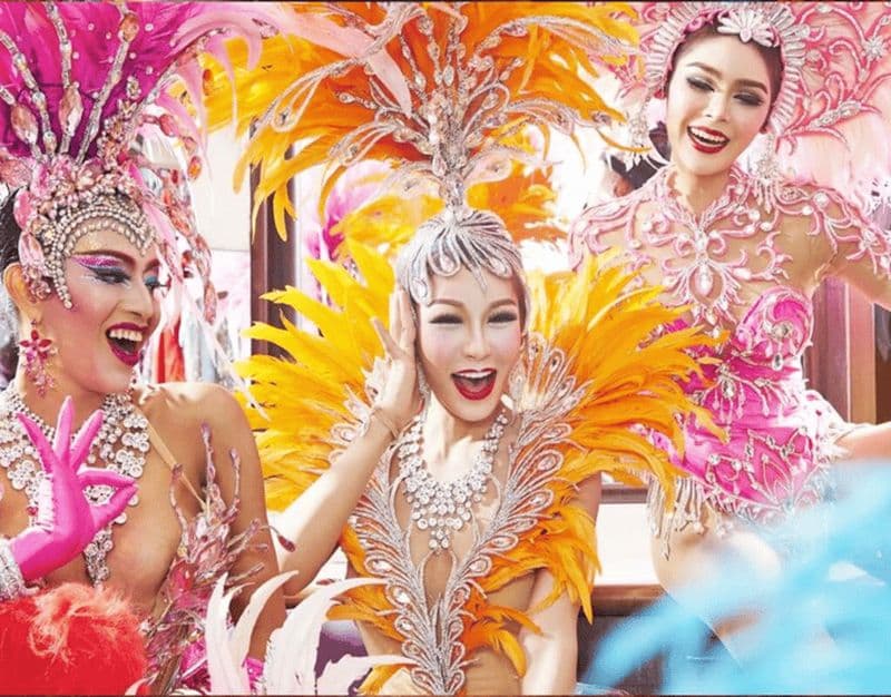 La nuit enchantée du cabaret à Phuket