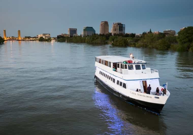 Sacramento : Croisière "Rock the Yacht" pour le réveillon du Nouvel An