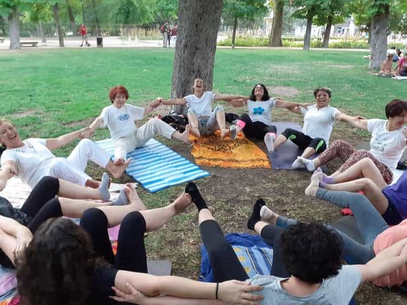 Hatha Yoga dans le Parc du Retiro