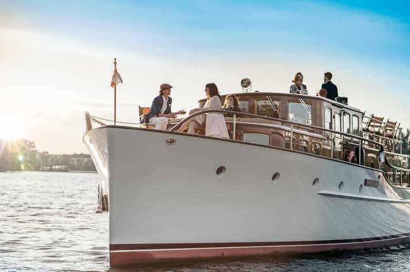 Berlin : croisière d'une heure en style boutique à bord du FITZGERALD électrique