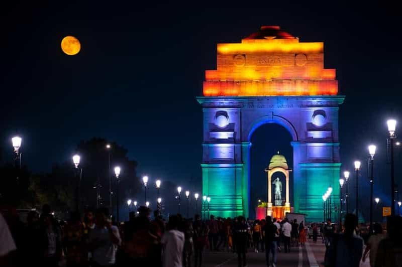 Au départ de Delhi : visite nocturne avec la Porte de l'Inde et le Fort Rouge