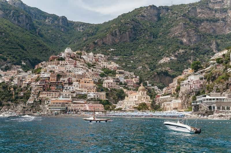 Au départ de Sorrente : Excursion d'une journée en bateau à Amalfi et Positano