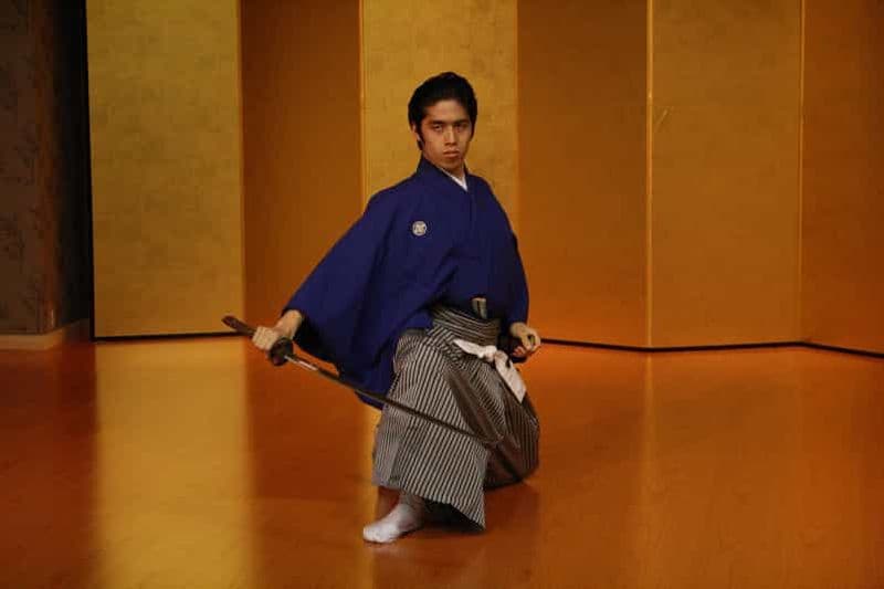 Billet Kyoto : Spectacle de danse traditionnelle au sabre Samurai Kenbu