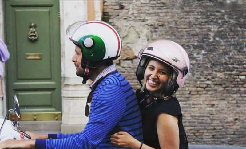 Visite d'une demi-journée à Rome en Vespa avec chauffeur privé