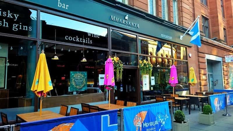 Billet Glasgow : dégustation de haggis avec un verre de whisky écossais