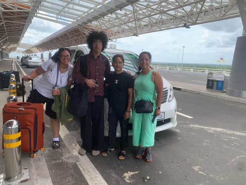 Siem Reap : Taxi privé pour Angkor Wat et petit circuit