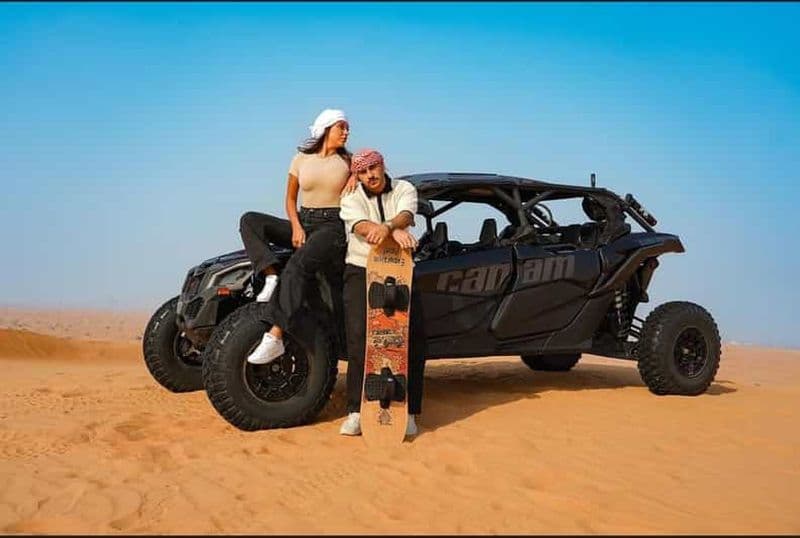 Doha : Excursion dans le désert avec quad, balade à dos de chameau et sandboarding