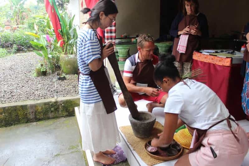 Ubud : cours de cuisine classique ou végétarienne avec visite du marché
