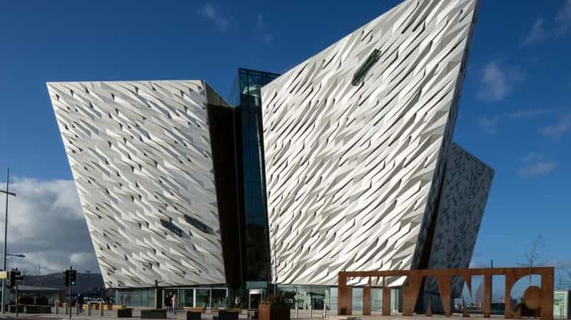Belfast : Visite de la Chaussée des Géants avec entrée à l'exposition Titanic