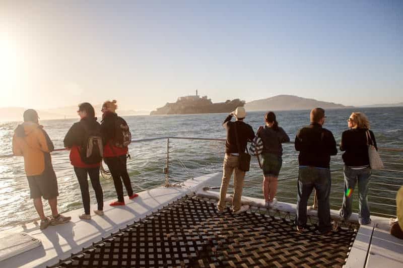 Croisière au coucher du soleil dans la baie de San Francisco en catamaran de luxe