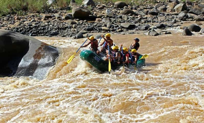 Rivière tchèque Sázava : Rafting ludique en Bohême Nature