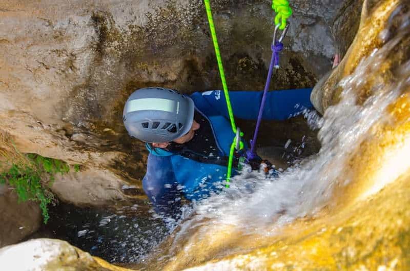 Billet Au départ de Grenade : Circuit de canyoning Rio Verde avec déjeuner