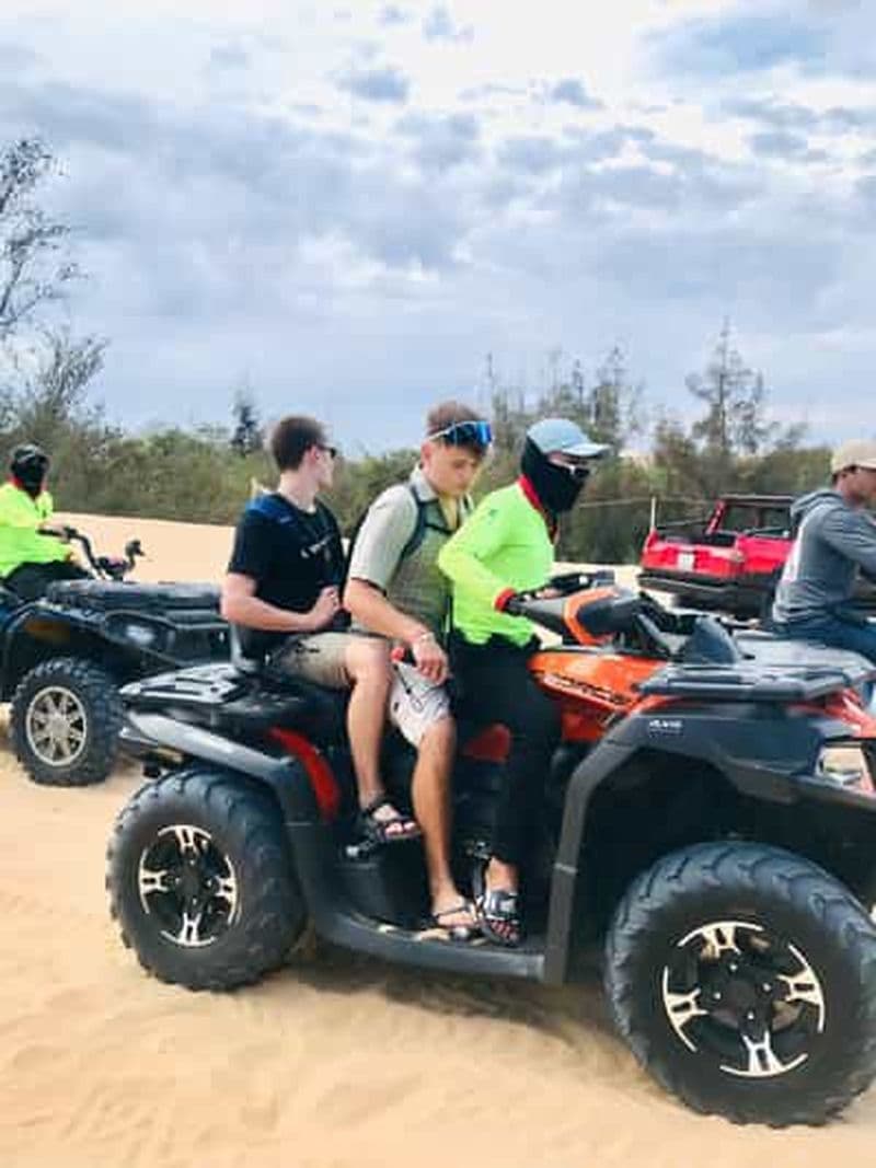 Mui Ne : Excursion en jeep et quad avec chauffeur à l'aube ou au coucher du soleil