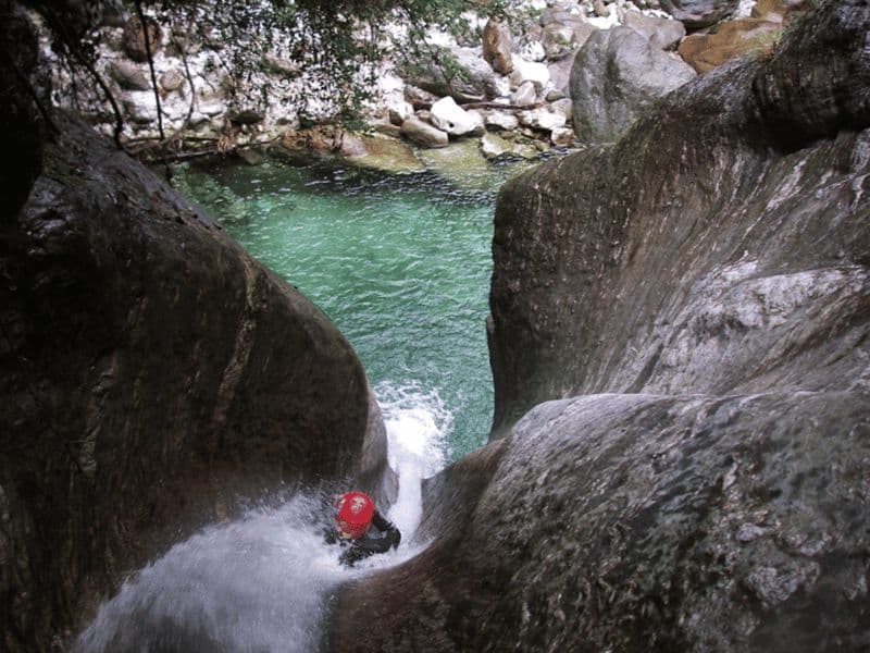 Toscane : excursion d'une journée pour découvrir le canyoning