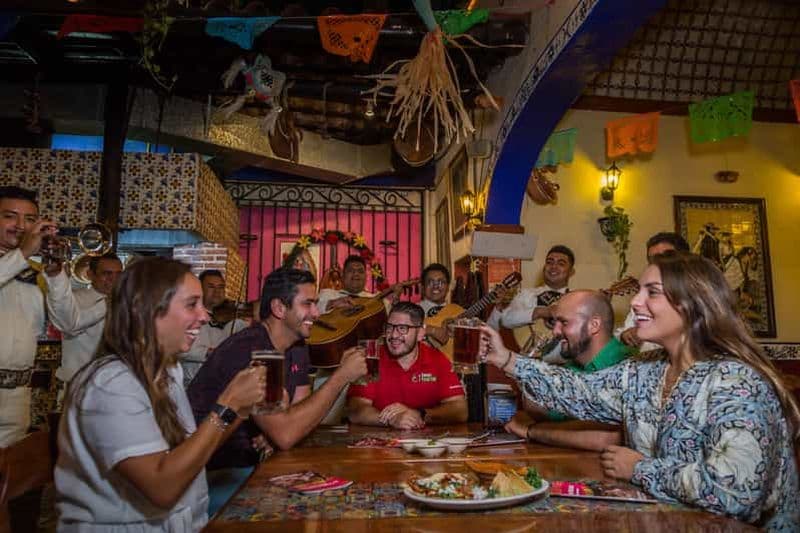 Cancún : Tour de dégustation de tacos et de bières locales avec transport