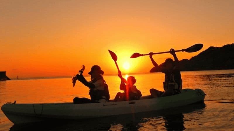 Louez un kayak et explorez l'île de Caprera