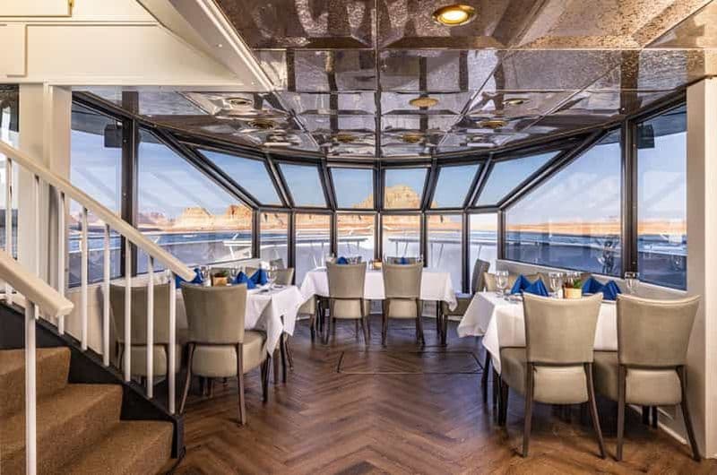 Page : Dîner-croisière du Canyon Princess Yacht dans la baie de Wahweap