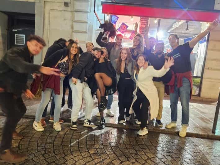 Billet Paris : Tournée des bars avec shots et entrée en boîte de nuit