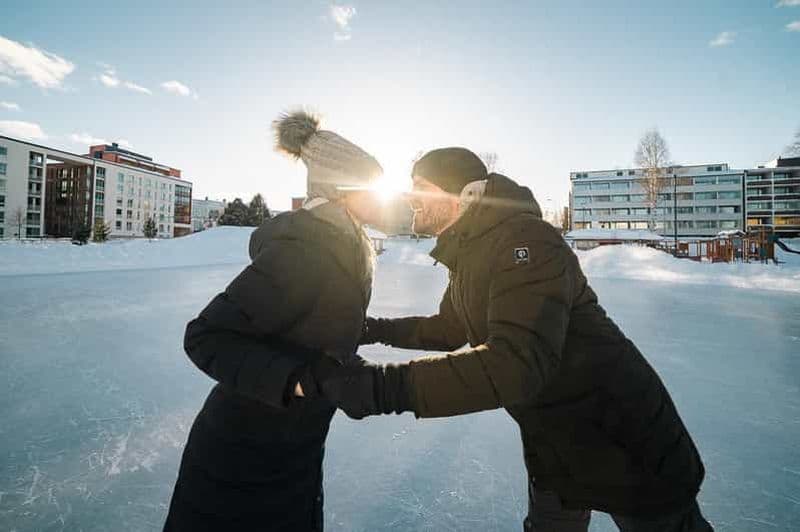 Rovaniemi : Séance photo privée sur patin à glace